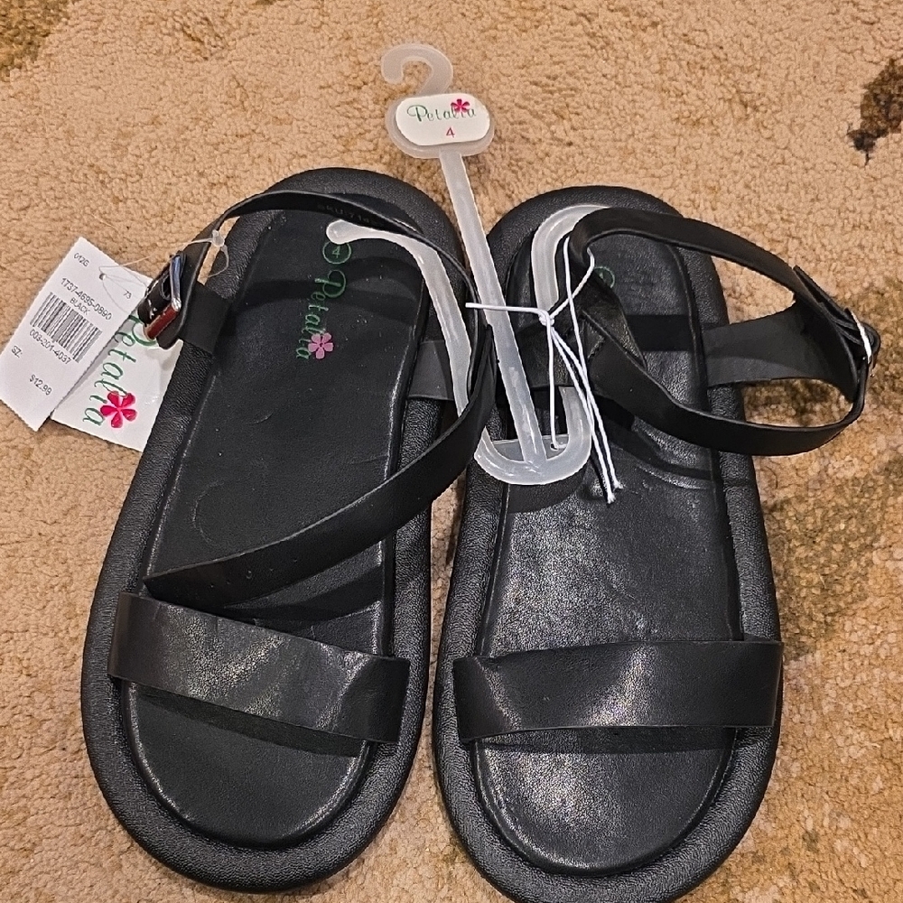 Elegant Black Sandals by